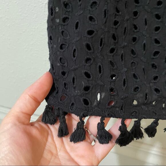 Lark & Ro Black Eyelet Fringe Trim Shift Dress Womens XS Pom Pom Whimsigoth - Picture 3 of 10